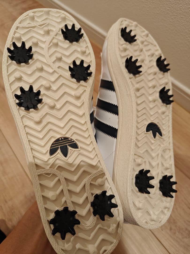 新品送料無料　スーパースターゴルフシューズ26.5センチアディダスレアモデル