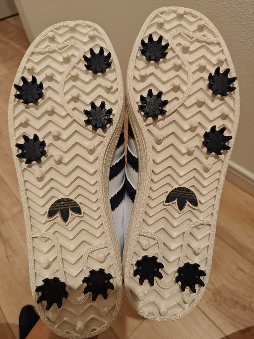 新品送料無料　スーパースターゴルフシューズ26.5センチアディダスレアモデル