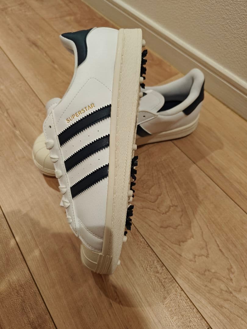 新品送料無料　スーパースターゴルフシューズ26.5センチアディダスレアモデル