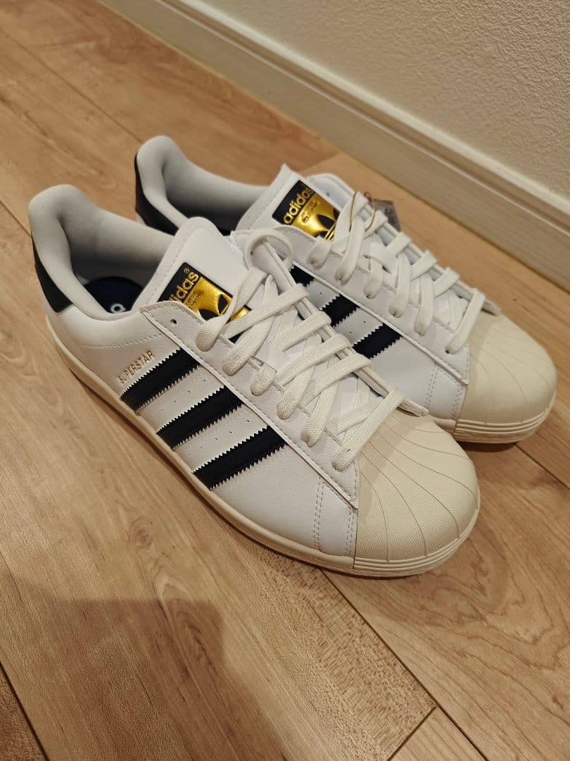 新品送料無料　スーパースターゴルフシューズ26.5センチアディダスレアモデル