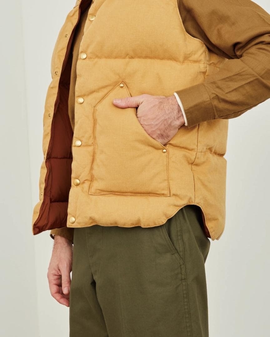 ROCKY MOUNTAIN 50th リミテッド ダウンベスト ダック生地