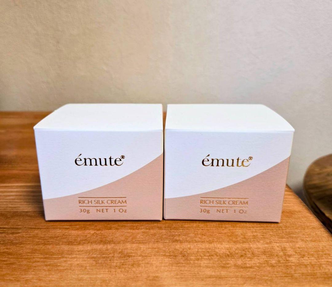 即購入可☆émute エミューテ リッチシルククリーム 30g 2個セット