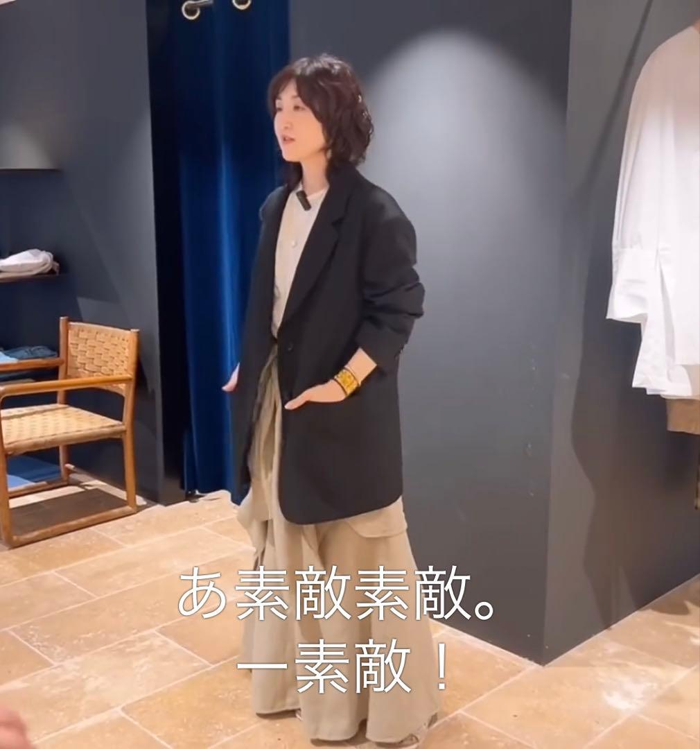 カレンソロジー　ウールギャバビッグジャケット　　ブラック