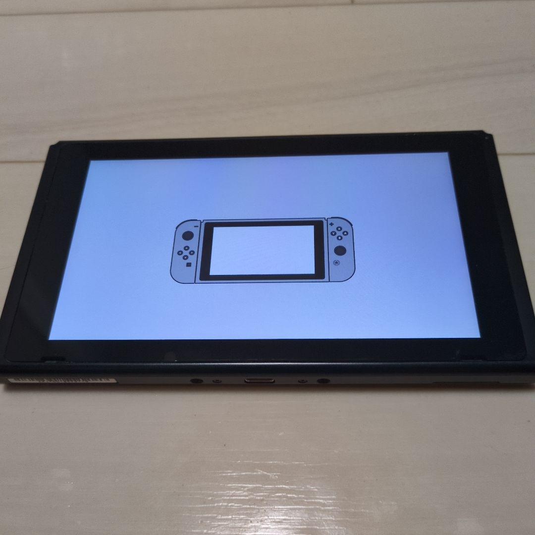 ニンテンドースイッチ　本体のみ　Nintendo　Switch