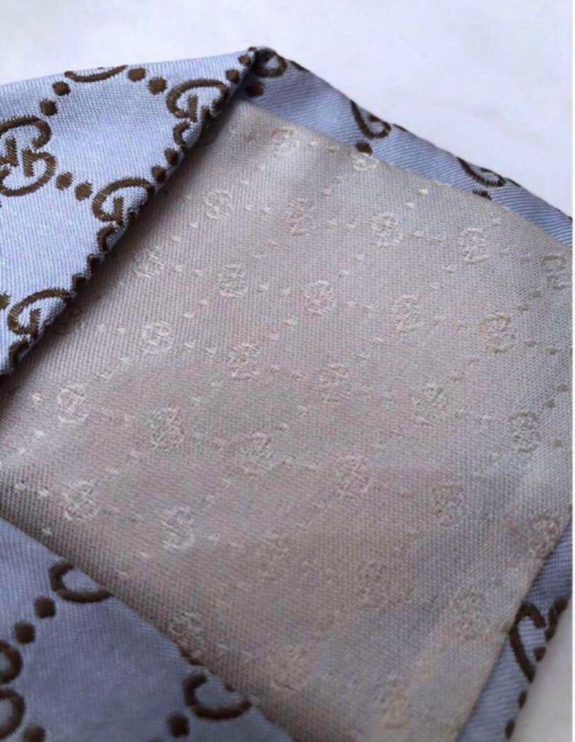 美品　GUCCI ネクタイ　GG柄　総柄　シルク100% 水色×シルバー