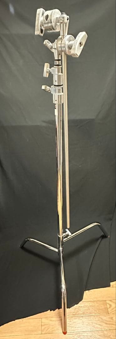 Matthews(マシューズ) センチュリースタンド 40インチ シルバー