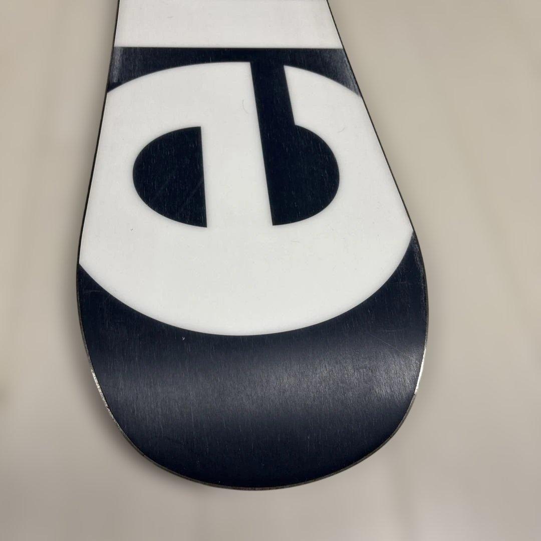 スノーボード　elan SPIKE 150 NYCデザイン