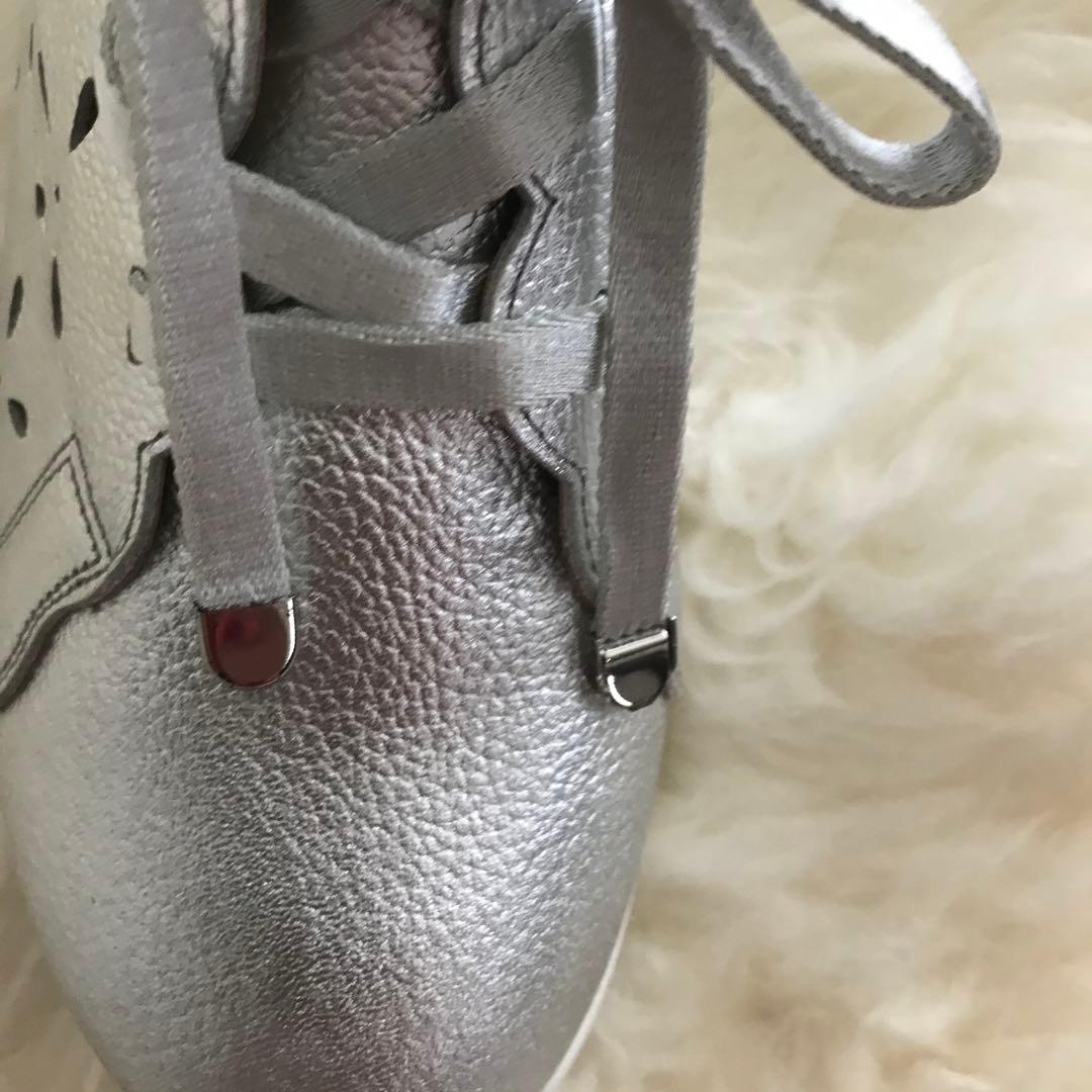 Miss Kyouko シルバー スニーカー 24.5cm