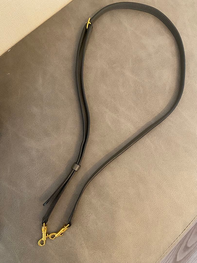 美品　セリーヌ　ベルトバッグ　ナノ