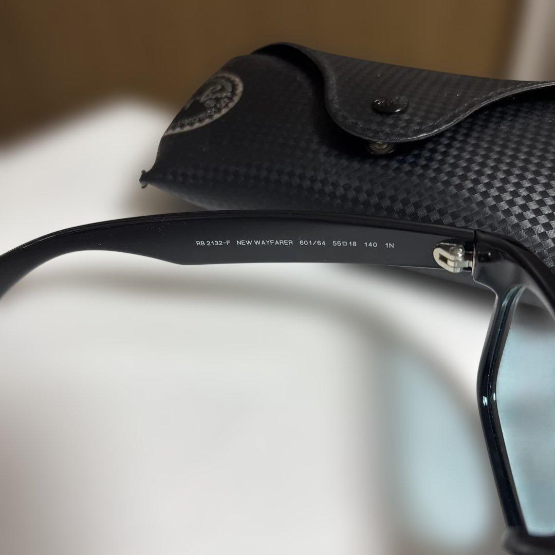 Ray-Ban サングラス ブラック ブルーレンズ RB2132 F