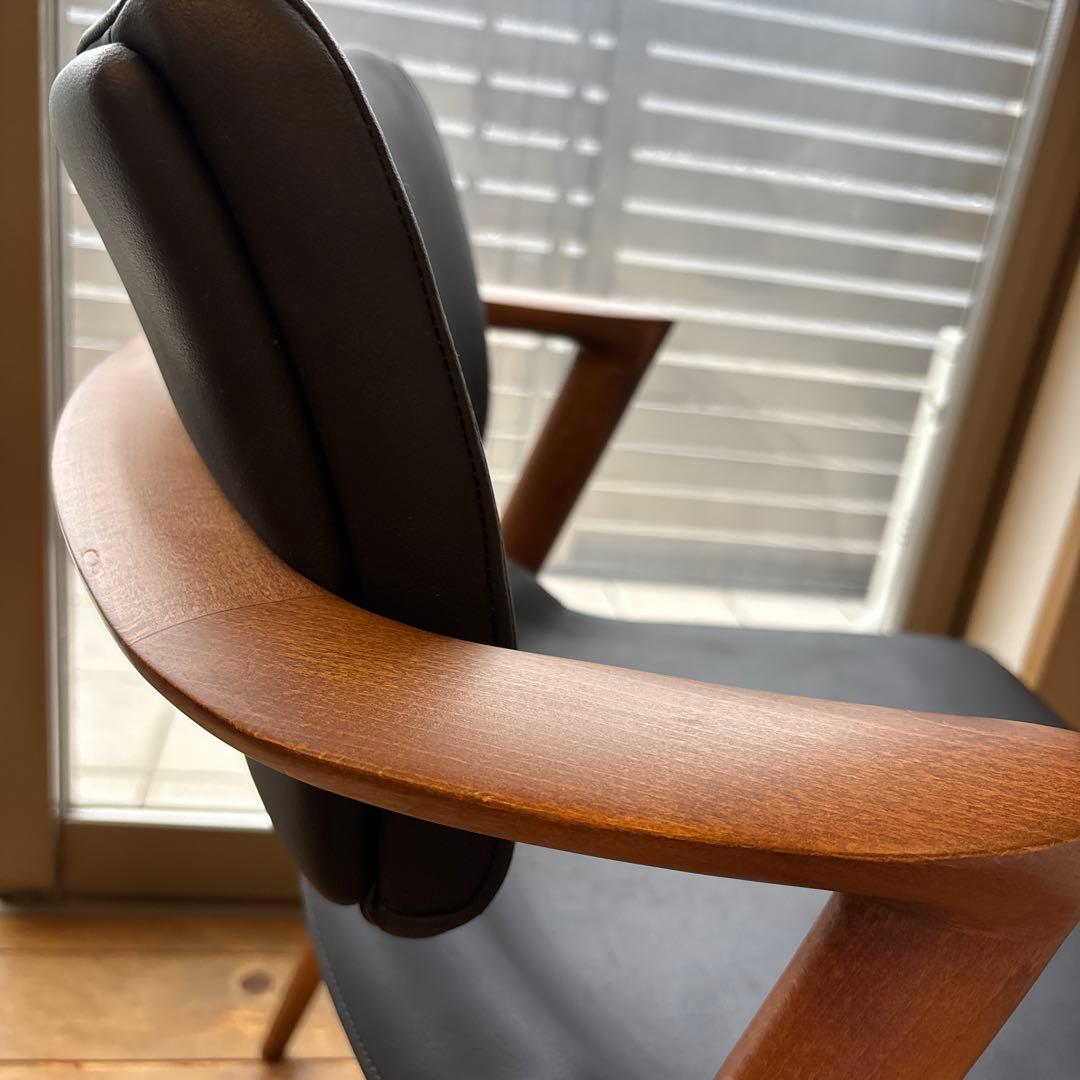 DLR　④飛騨産業　セミアームチェア　ブラック