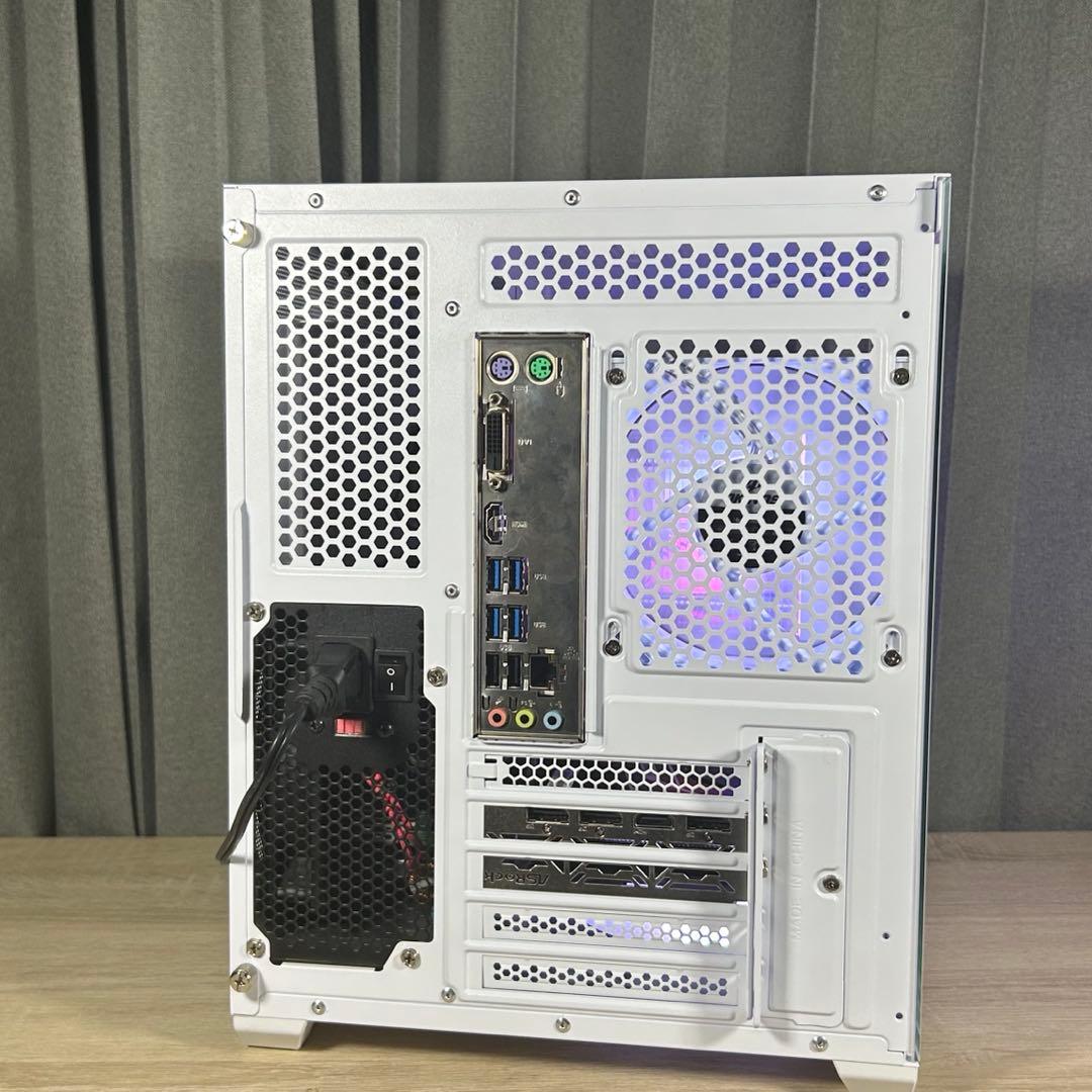 高性能 白 ゲーミングPC RX6600 Windows11 FPSゲーム快適