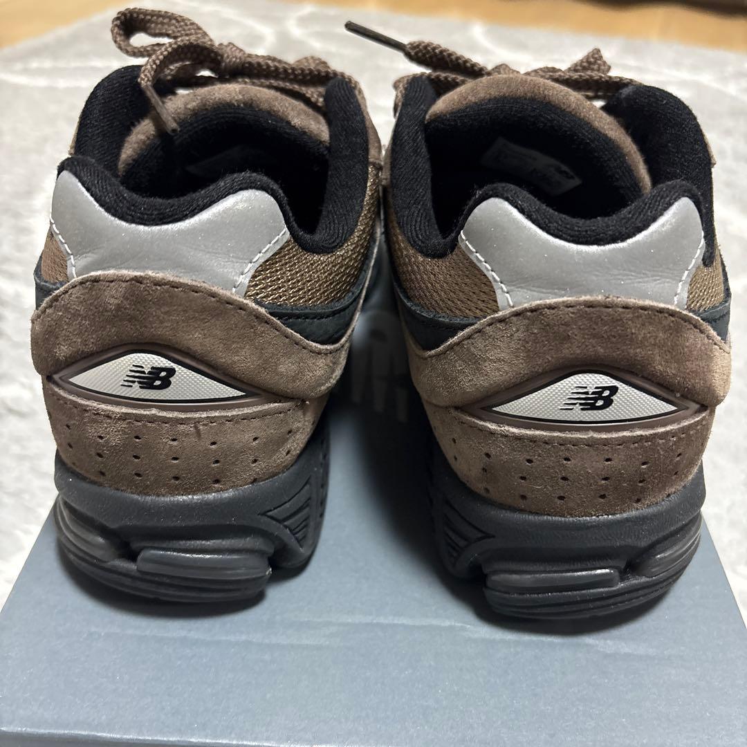 ニューバランス☆2002R BROWN 23.5