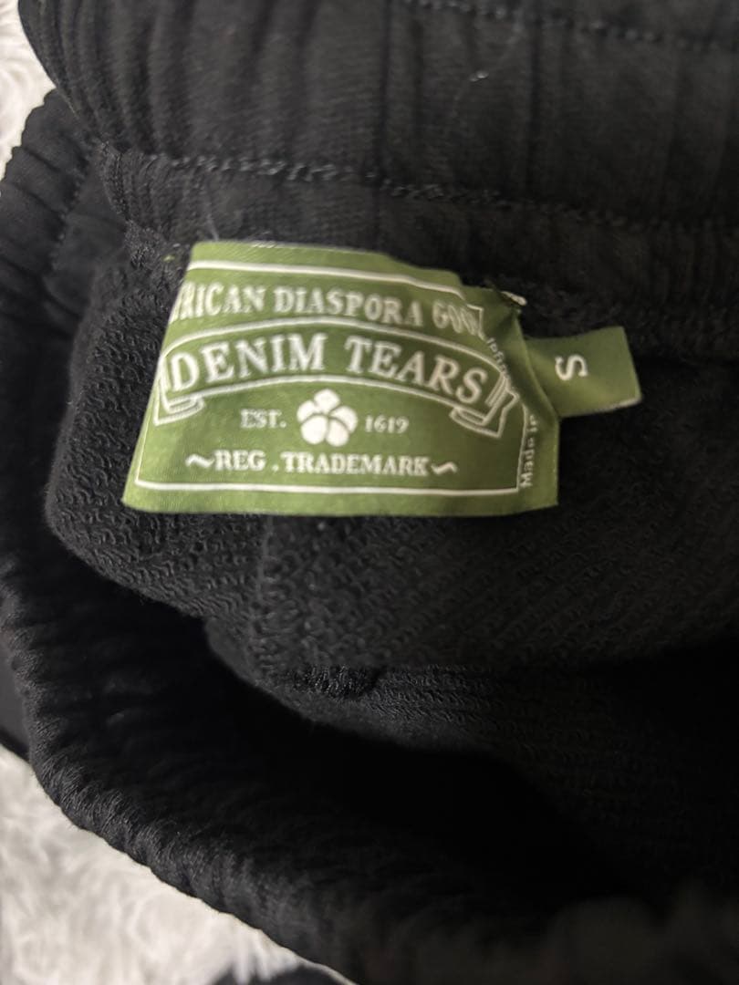 denim tears グレー ブラック ハーフパンツ