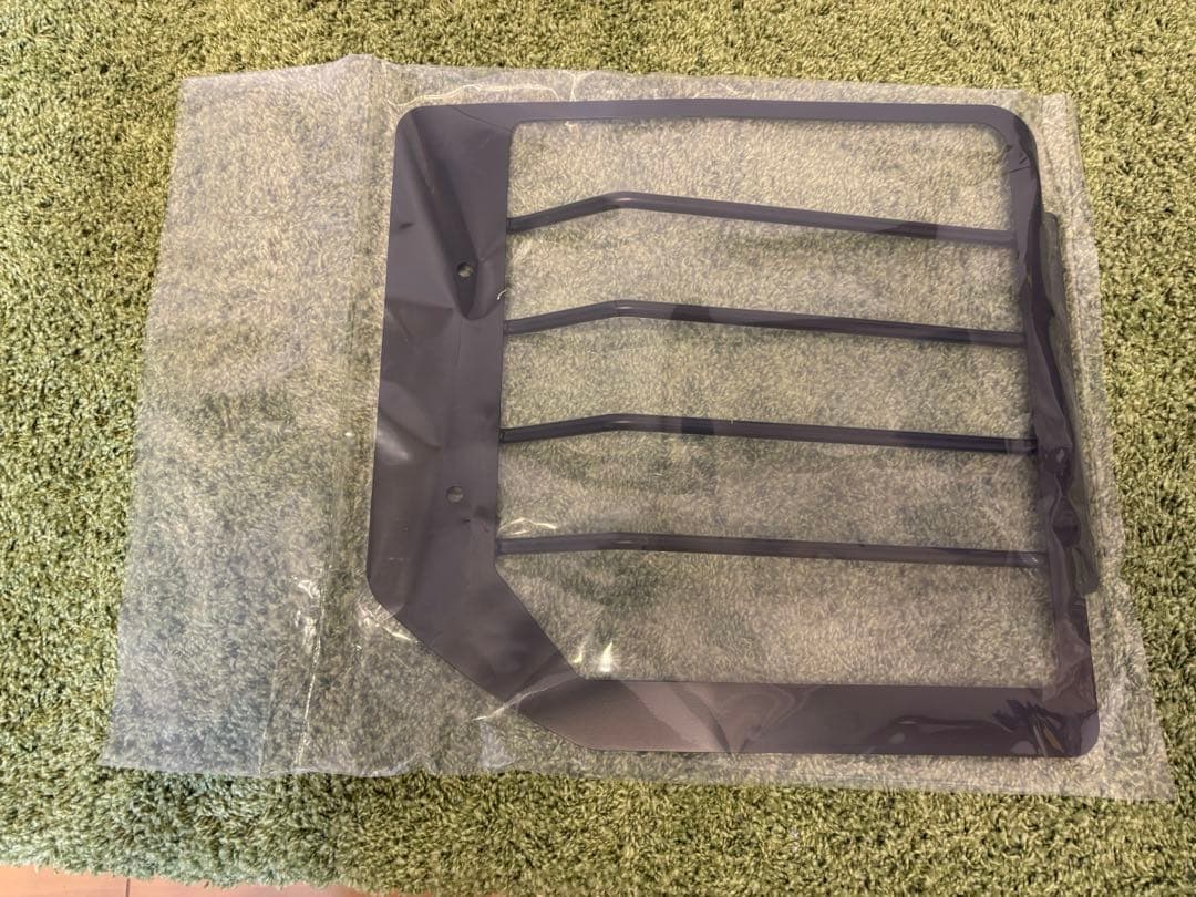 MADLYS ヘッドライトプロテクター 未開封品　デリカd5