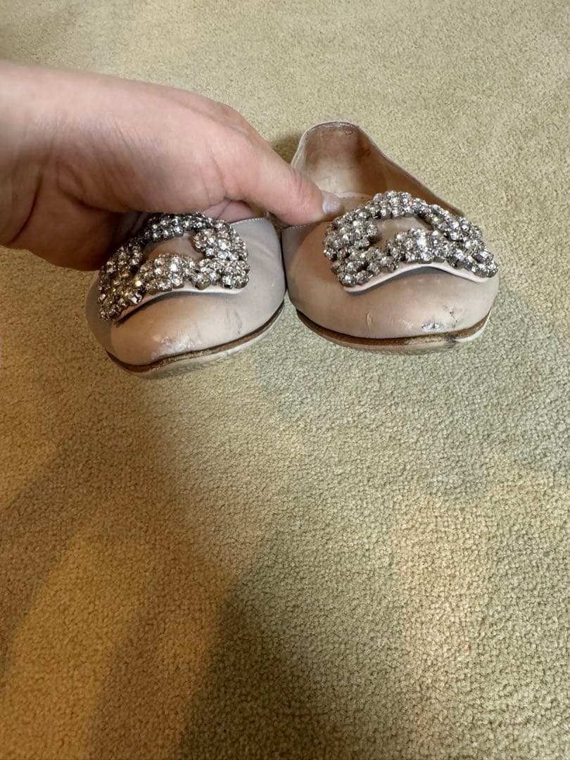 こ*ろ様 マノロブラニク　ハンギシ　フラットシューズ　レザー　ピンクベージュ