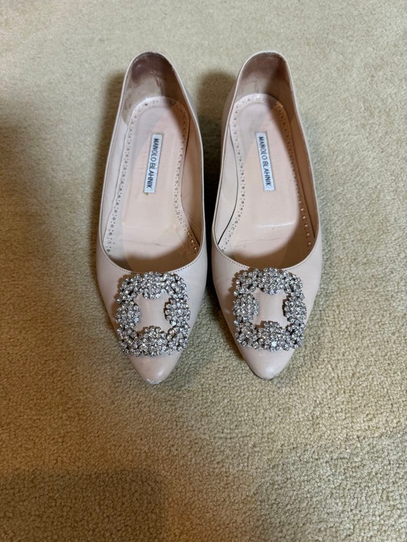 こ*ろ様 マノロブラニク　ハンギシ　フラットシューズ　レザー　ピンクベージュ