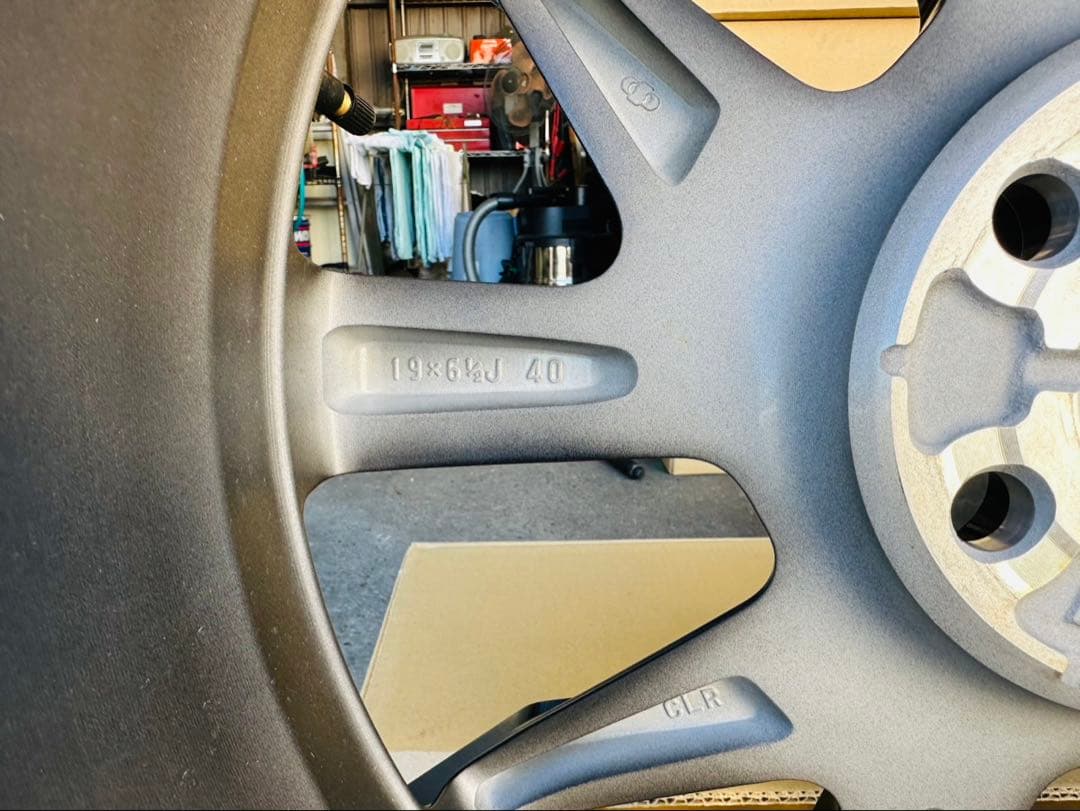 1箇所小傷あり　60 プリウス PHEV 純正ホイール19インチ4本　新車外し