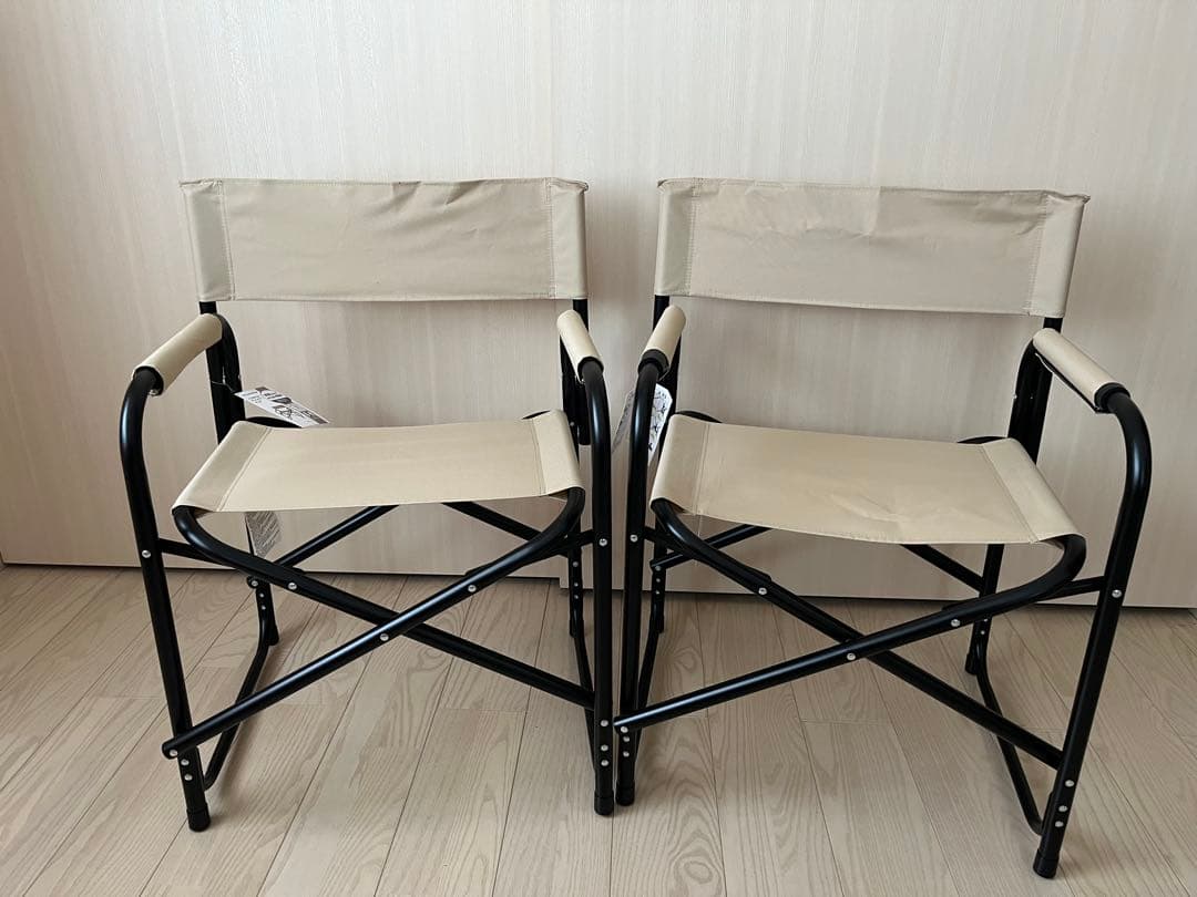 ディレクターチェア　持運簡単　　キャンピングチェア　軽量　　2脚　新品未使用