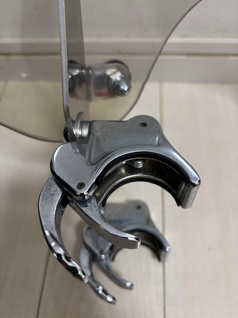 ハーレー　883 ウィンドウシールド　風防　クイックリリース