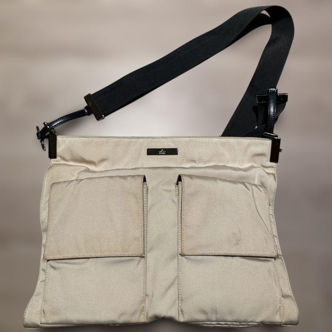 GUCCI ベージュ ショルダーバッグ