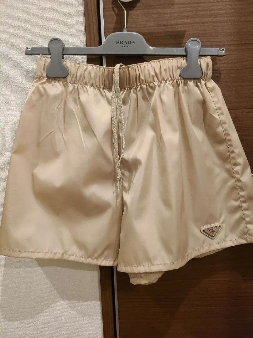 PRADA Re-nylon ナイロン ショートパンツ ベージュ