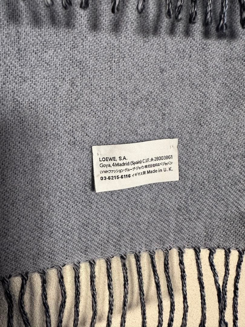 LOEWEロエベ　ウール＆カシミアマフラー