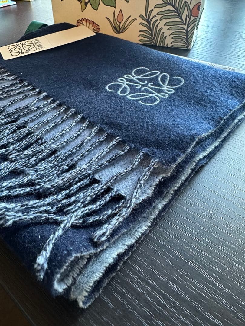 LOEWEロエベ　ウール＆カシミアマフラー