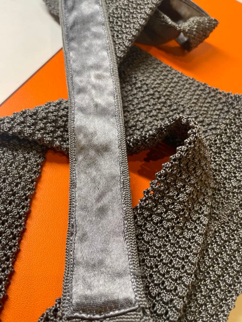 【新品未使用】HERMES グレー ニットボウタイ 成人式向け