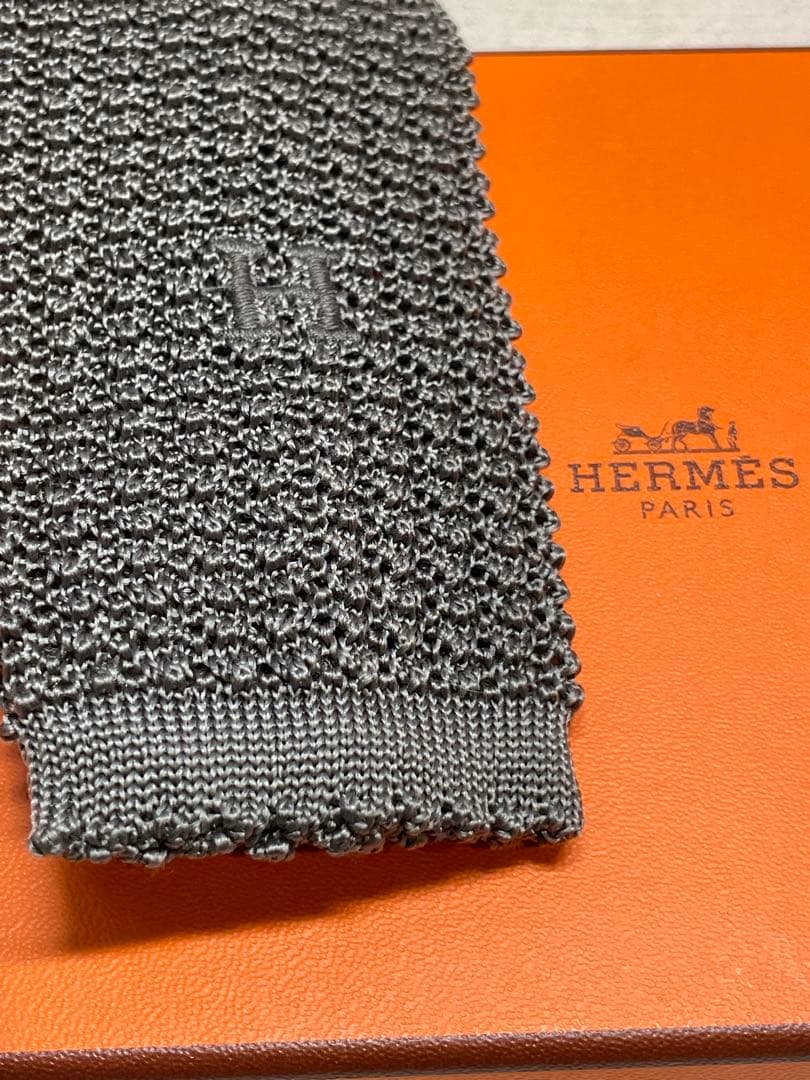 【新品未使用】HERMES グレー ニットボウタイ 成人式向け