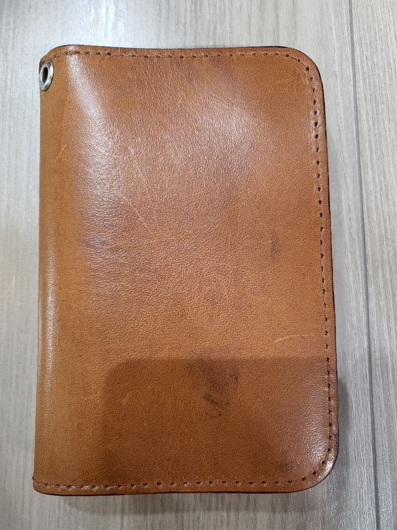 HTC 装飾付きウォレット