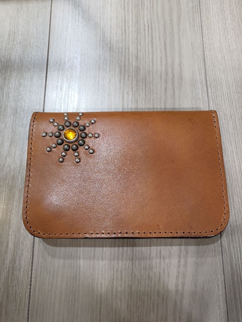 HTC 装飾付きウォレット