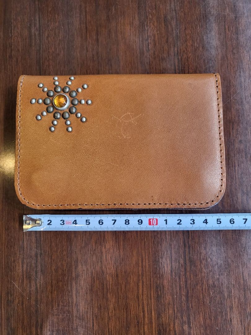 HTC 装飾付きウォレット