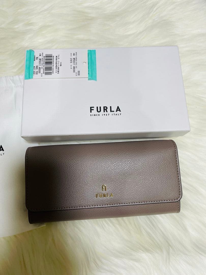 ベビードナさん専用 FURLA 長財布 カメリア コンチネンタルウオレット