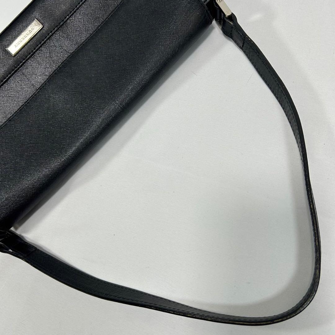 【極美品】バーバリー ワンハンドバッグ レザー ノバチェック 肩掛け 黒 ロゴ