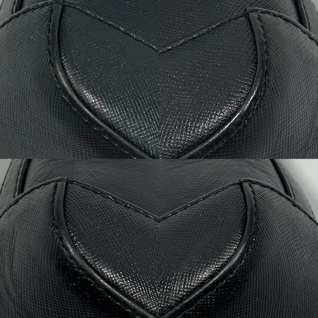 【極美品】バーバリー ワンハンドバッグ レザー ノバチェック 肩掛け 黒 ロゴ