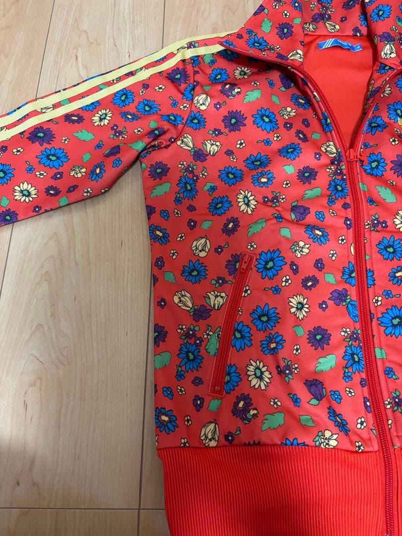 adidas フラワープリント ジャージ S 映画「かくかくしかじか」