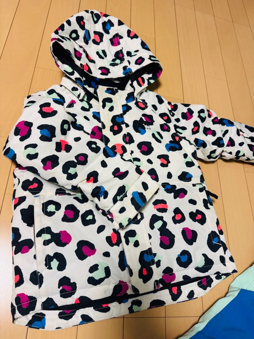 s*y様 人気モデル　子ども用スノーボードウェアセット