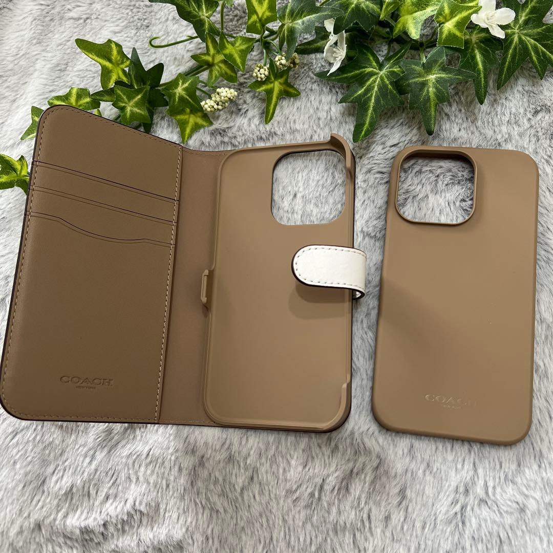 【新品未使用】iPhone13pro【COACH】2way手帳型ケース★花柄／白