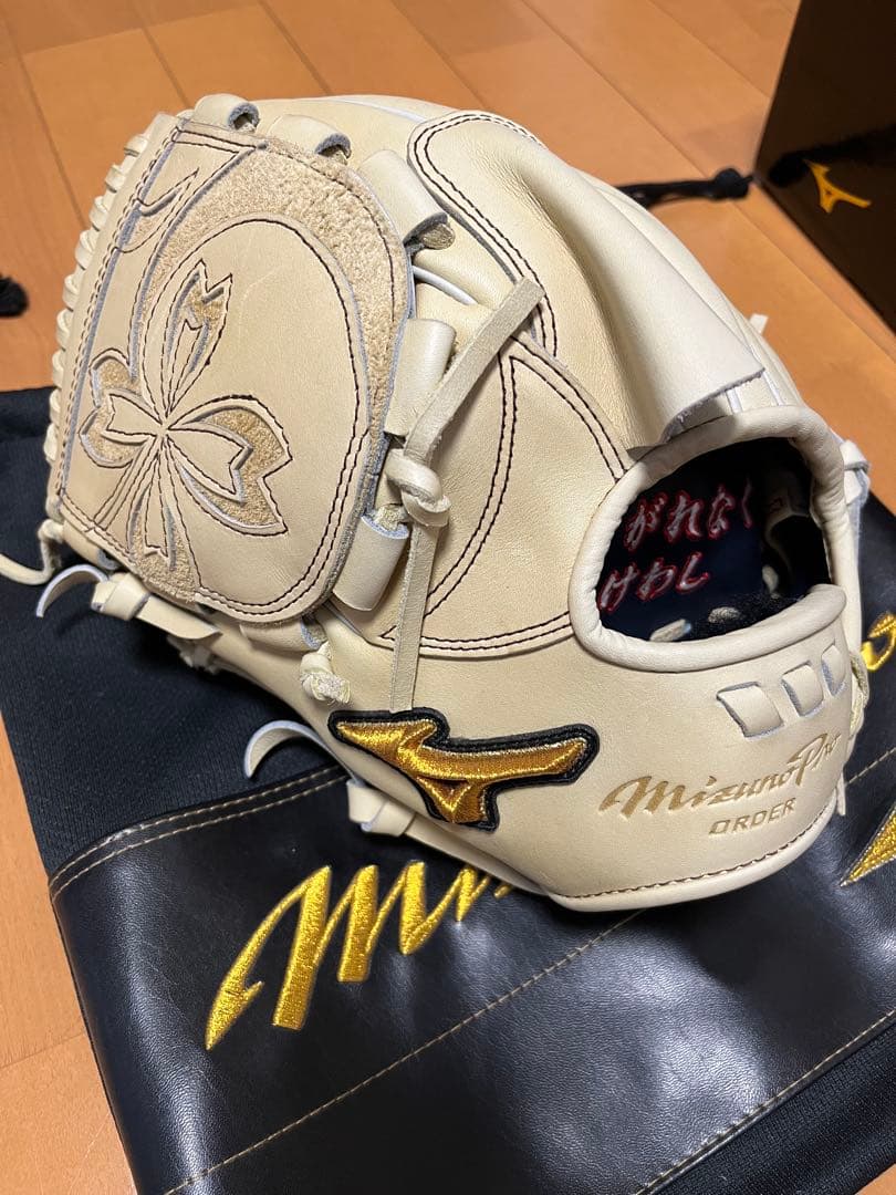 Mizuno Pro オーダー　投手用　左利き　ブロンド