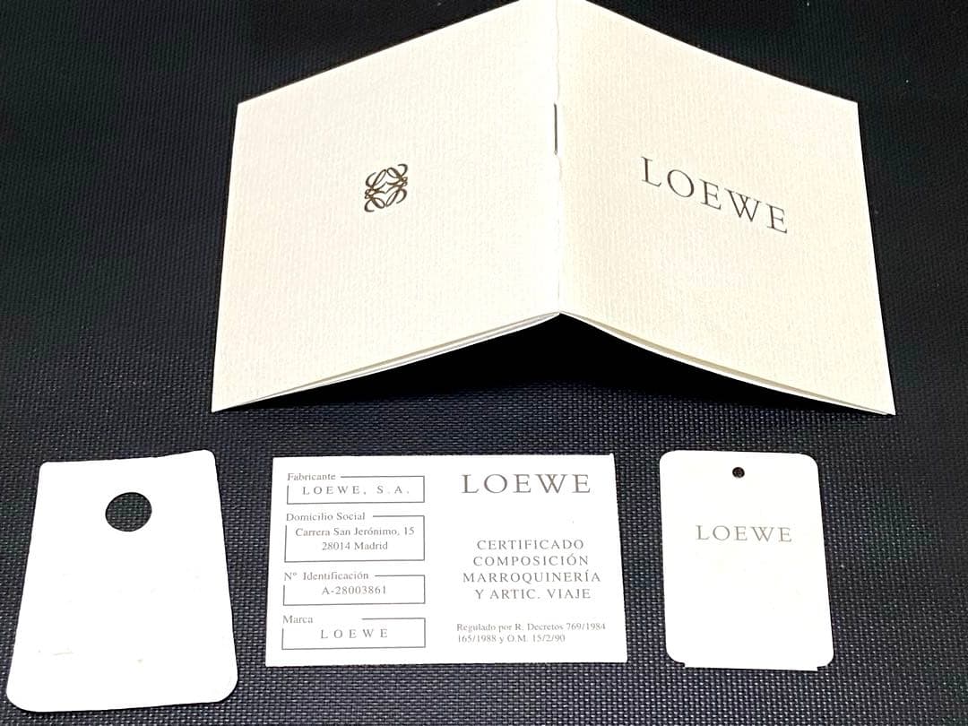 未使用 ロエベ アナグラム キーケース キーホルダー 鍵 6連 レザー 本革