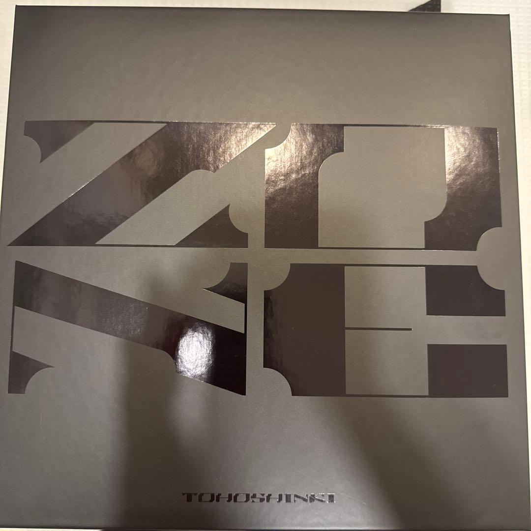 東方神起　ZONE 20周年記念初回限定超豪華盤【シリアルナンバーなし】