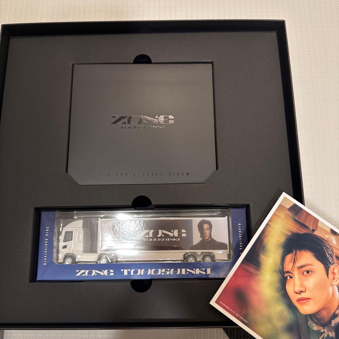 東方神起　ZONE 20周年記念初回限定超豪華盤【シリアルナンバーなし】