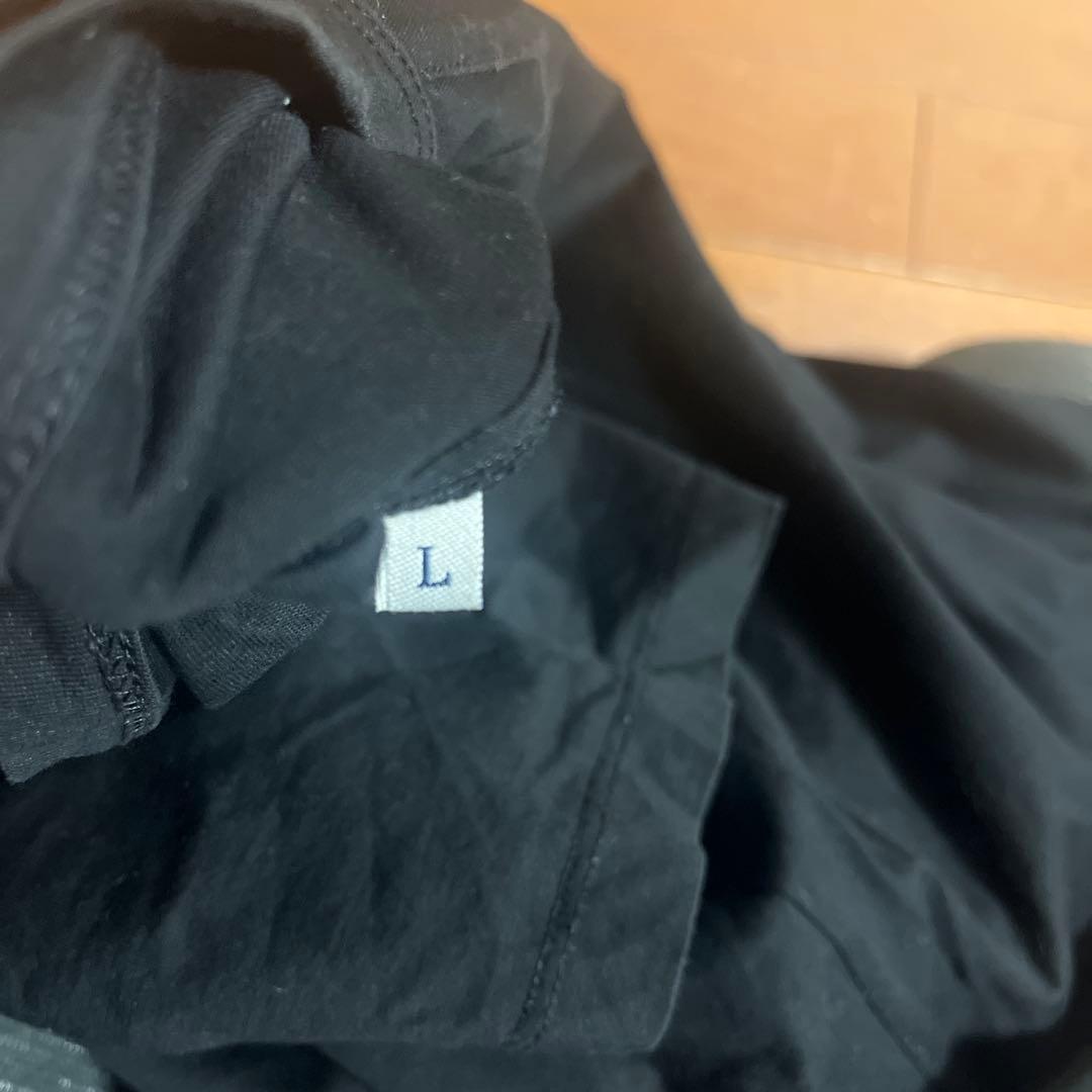 MONCLER 黒 Tシャツ