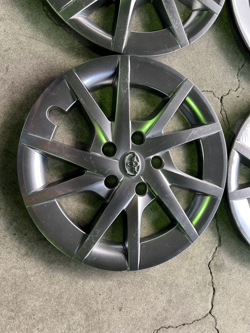 プリウスα 純正アルミホイールセット