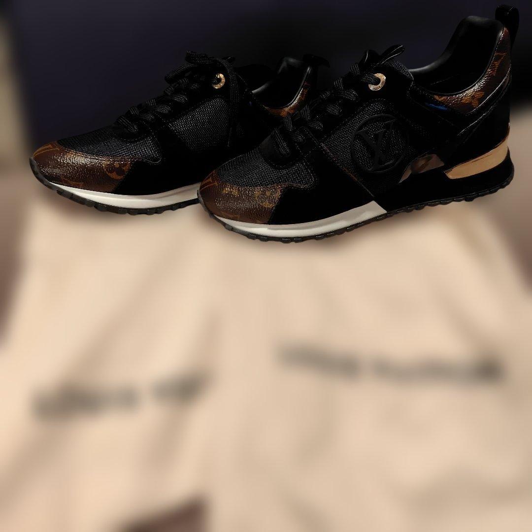 【新品/未使用】LOUIS VUITTON ランアウェイ・ラインスニーカー♥️