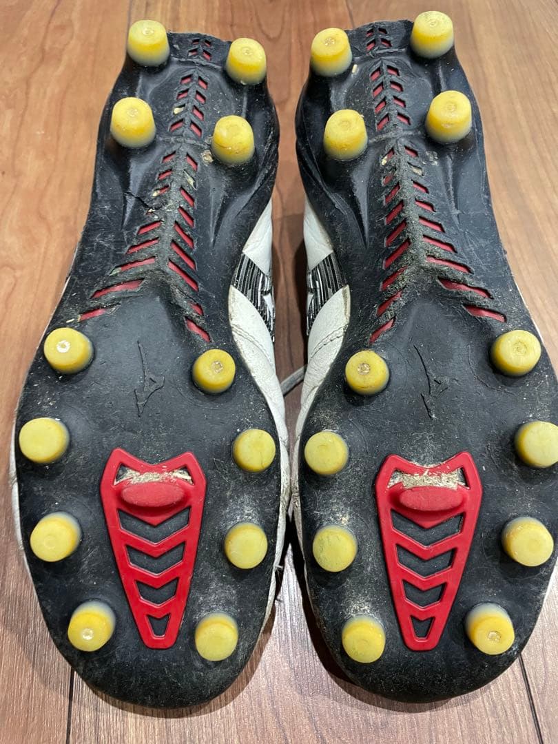 ミズノ モレリアネオ 4 23.5