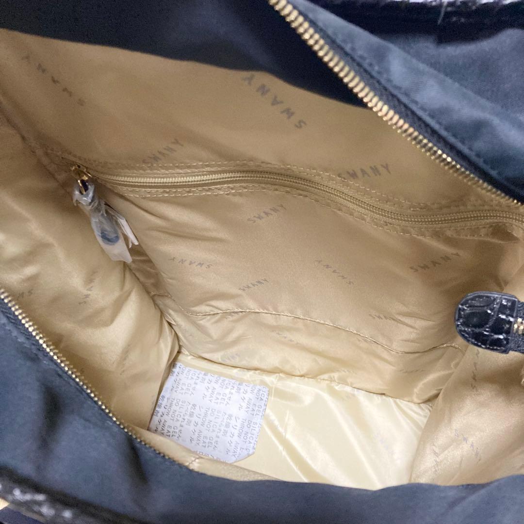 【未使用】SWANY キャリーバッグ 黒 クロコ型押し 4輪