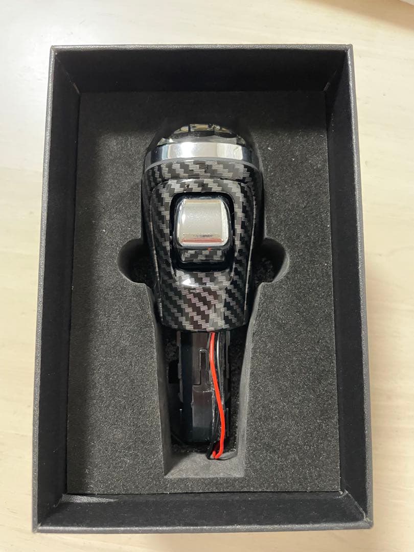 写真追加しました。ヴェゼル 専用 シフトノブ クリスタルデザイン