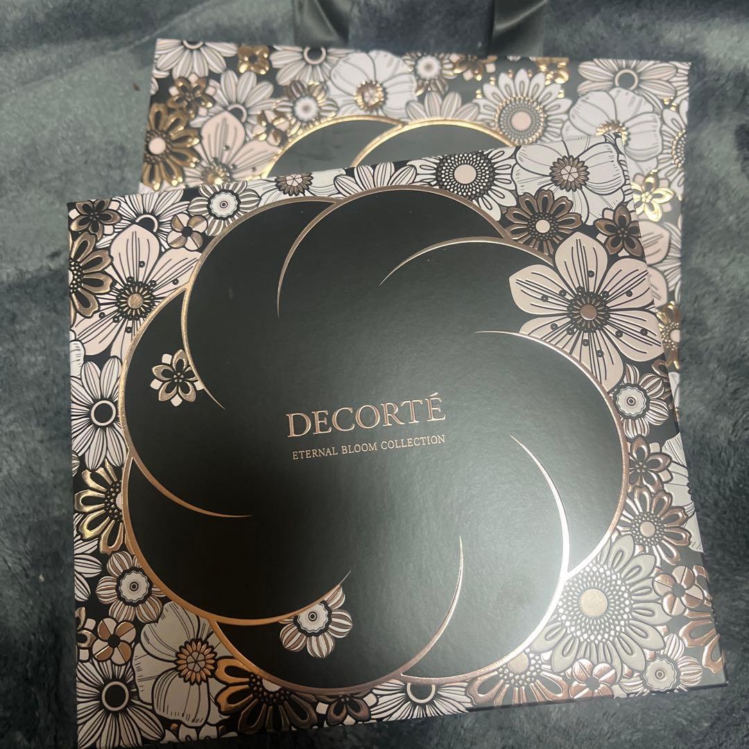 コスメデコルテ　クリスマスコフレ　2025 抜きなし